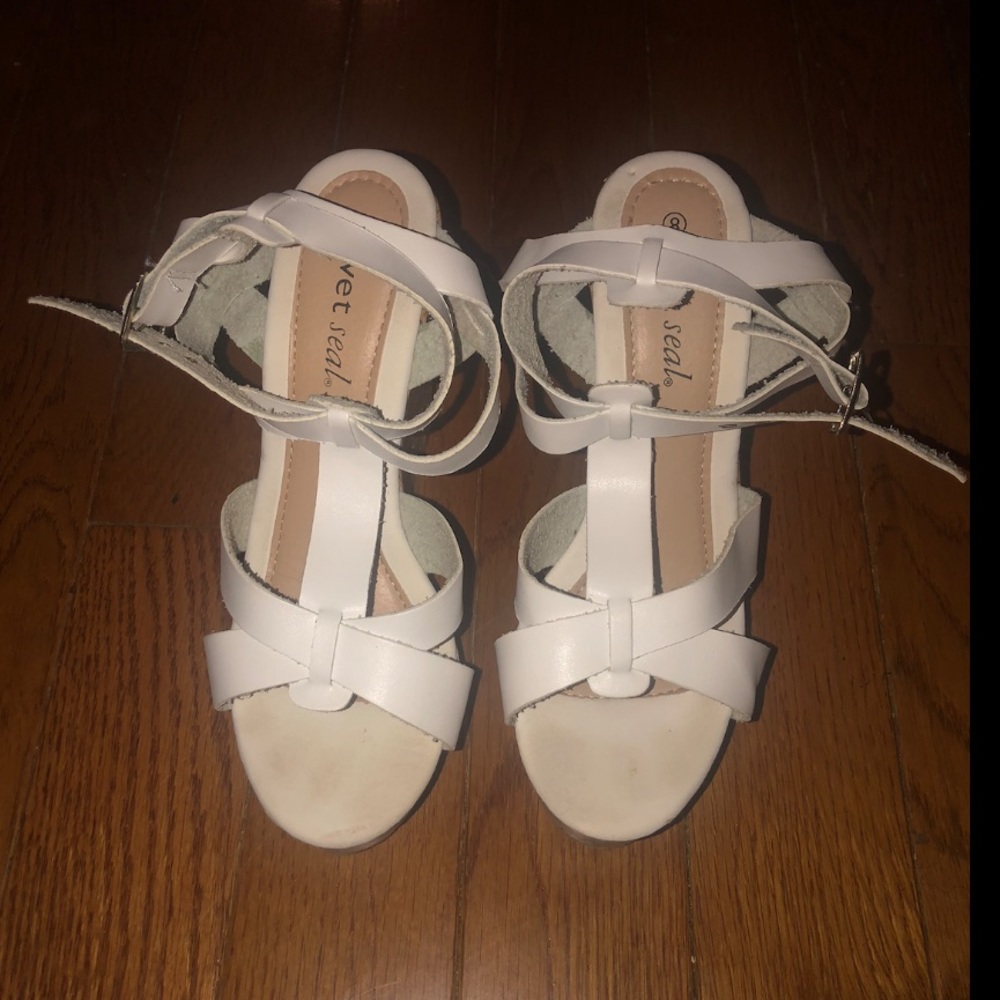White High-Heal Sandal Wedges